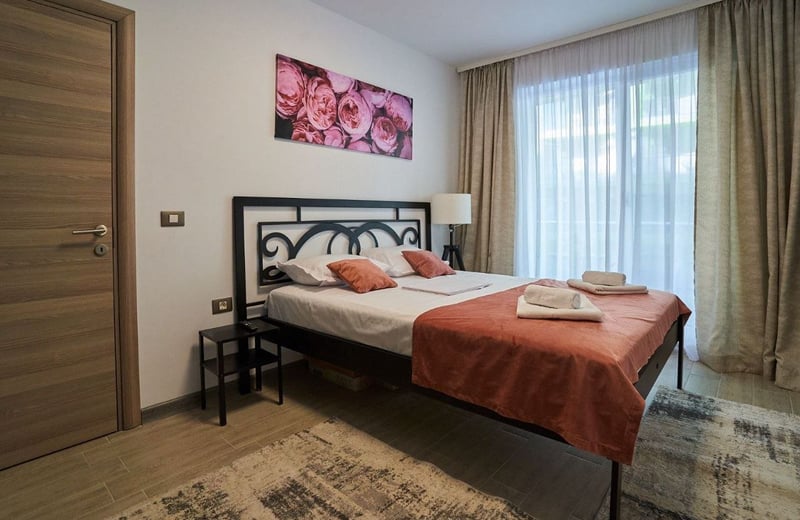 Rental of comfortable 2-room apartments, 56 m², Alezzi Beach Resort, Mamaia, Constanța, Romania